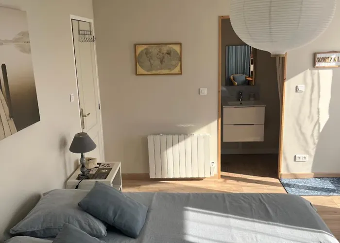 Les Oliviers ! * Montpon-Menesterol